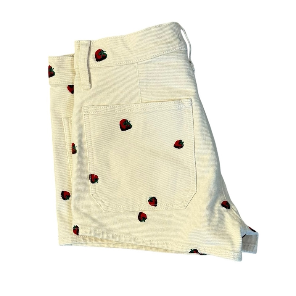 J.Crew New Mini 2” Denim Short in Embroidered Strawberries Ecru  Beach Boardwalk - Picture 7 of 8